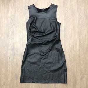 Poleci Leather dress